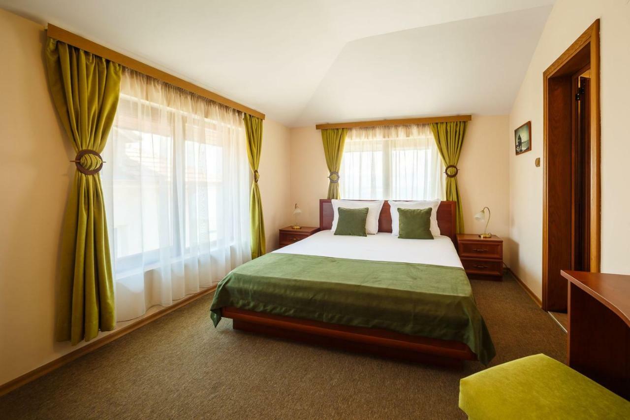 Hotel Albatros Old Town โซโซโปล ภายนอก รูปภาพ